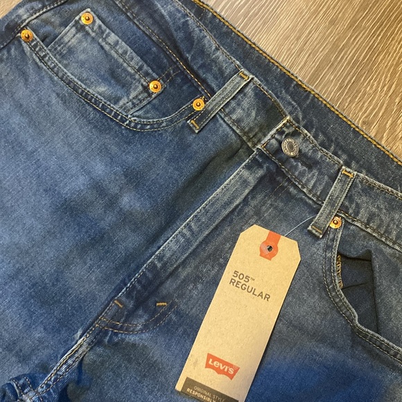 Brand new men’s Levi’s 505 jeans - Picture 2 of 3